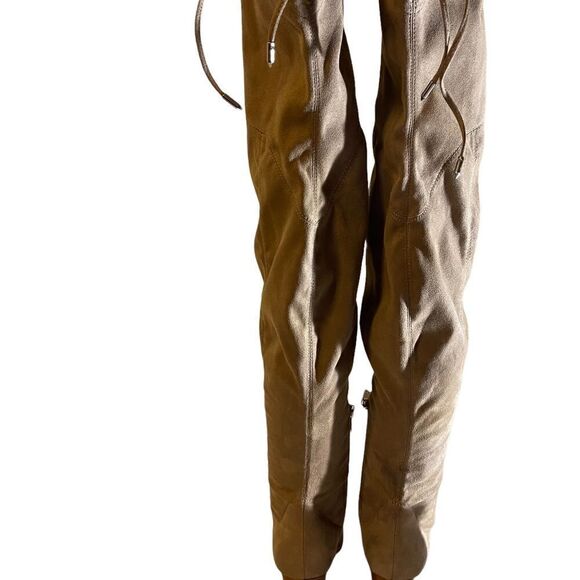 NWOT Comara Over the Knee Pointed Toe Boot
MARC FISHER LTD size 7.5 - Picture 2 of 7